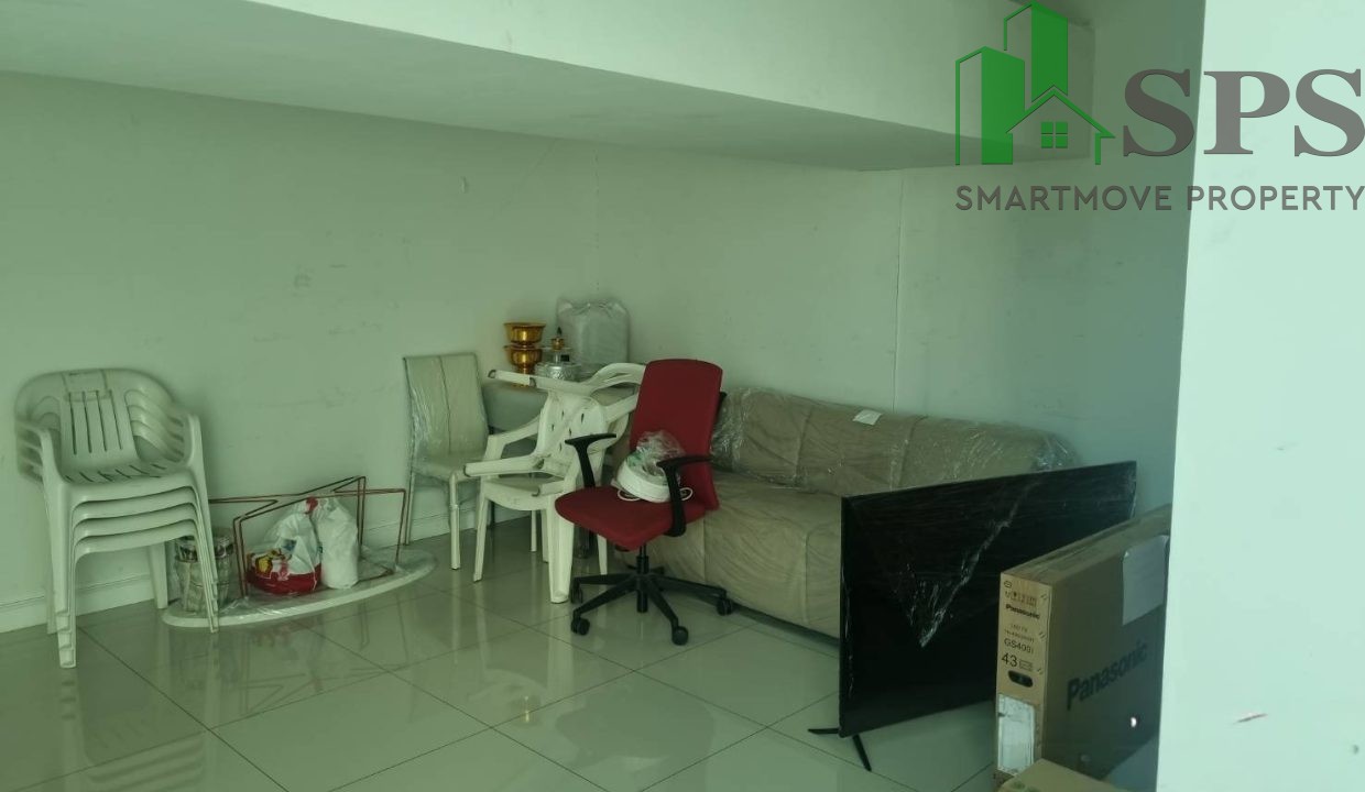 Office space for rent near BTS Samrong (SPSAM1379) 10