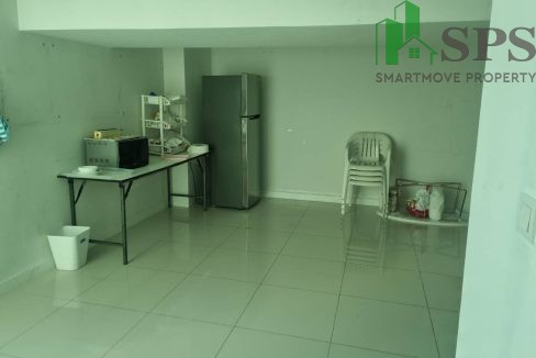 Office space for rent near BTS Samrong (SPSAM1379) 11