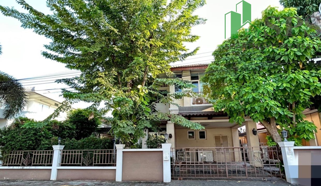 Single house for rent Baan Fah Green Park Ladprao 101 (SPSAM1415) 01