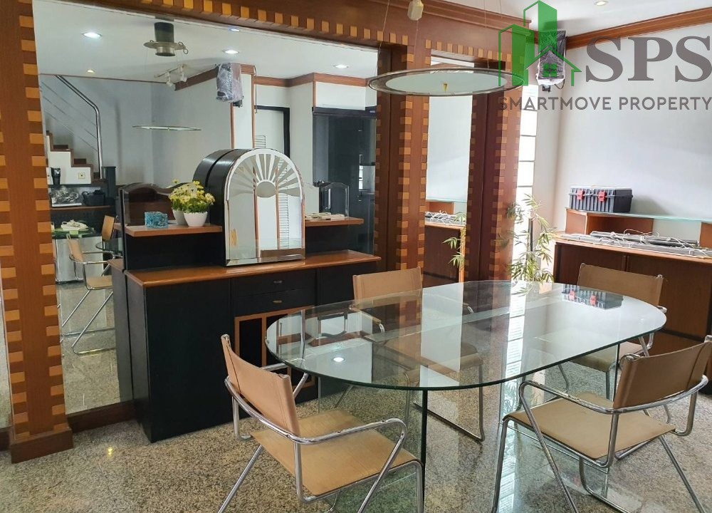 Townhome for rent in Soi Sukhumvit 71 (SPSAM1364) 05