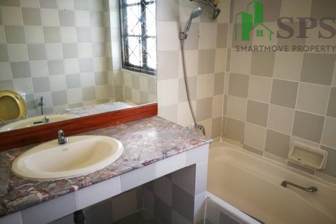 Townhome for rent near BTS Phrom Phong (SPSAM1366) 06