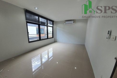 Home office for rent near BTS Onnut and Bangchak ( SPSEVE041 ) 08