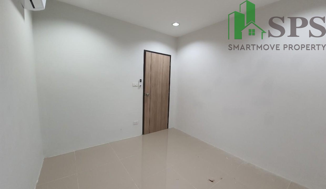 Home office for rent near BTS Onnut and Bangchak ( SPSEVE041 ) 11