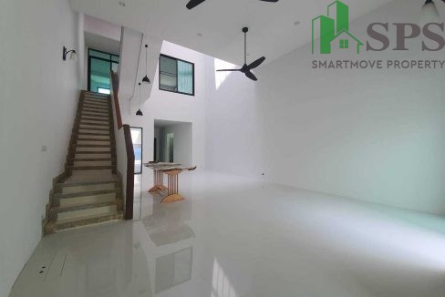 Home office in Phrakanong for rent ( SPSEVE021) 05