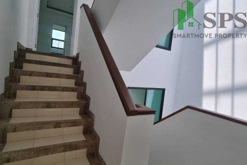 Home office in Phrakanong for rent ( SPSEVE021) 12