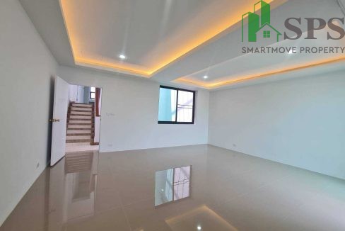 Home office in Phrakanong for rent ( SPSEVE021) 19
