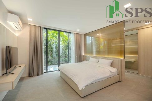Luxury townhome Vive Krungthep Kreetha beautifully decorated ready to move in ( SPSEVE036 ) 07