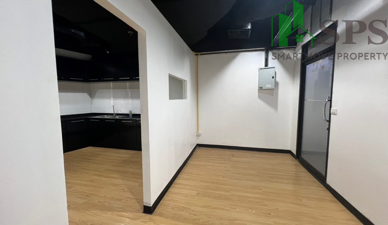 Office building for rent, Silom (SPSP531) (9)