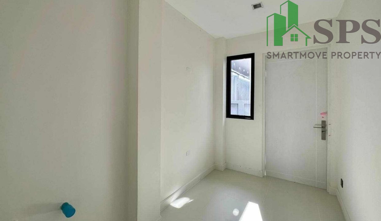 Single house for rent The Gentry Pattanakarn 2 only 5 km. to Thonglor ( SPSEVE038 ) 13