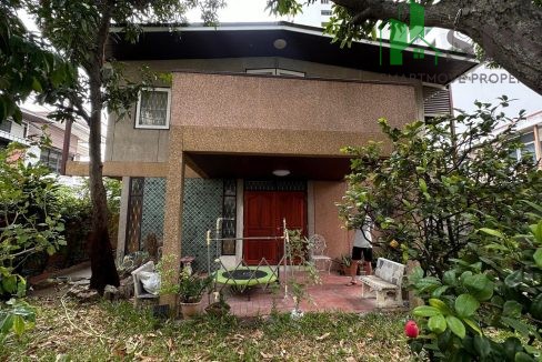 Single house for rent and sale Suitable for business such as cafe pet hotel great location in Ekkamai ( SPSEVE008 ) 03