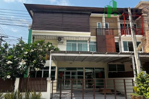 Townhouse for rent at Lat Phrao 112 (SPSAM1505) 00