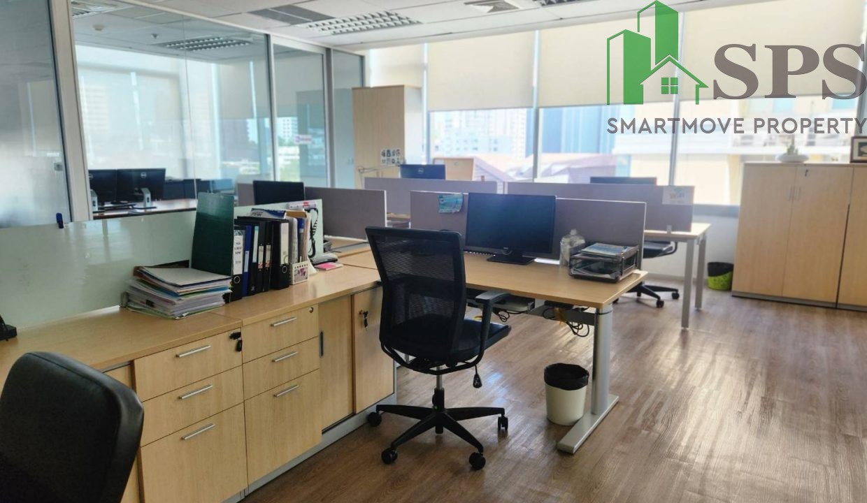 FOR RENT Office Space Near BTS Thonglor (SPSYG48) 05