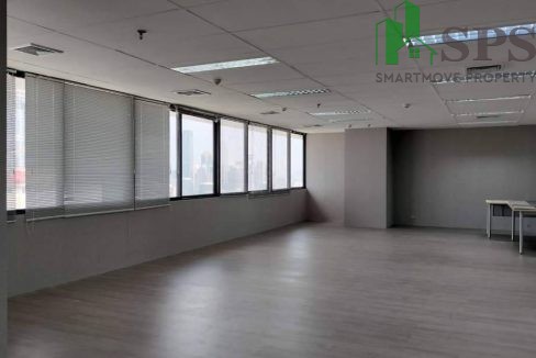 FOR SALE and RENT Office Near MRT Lumpini Station and Khlong Toei Station (SPSYG51) (2)