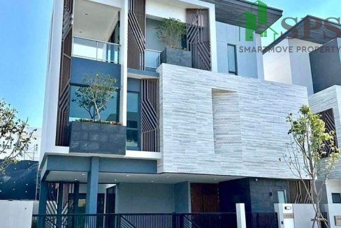 For rent The Gentry Pattanakarn 2  luxury villa projectnear Thonglor, house (SPSVEVE075) 01