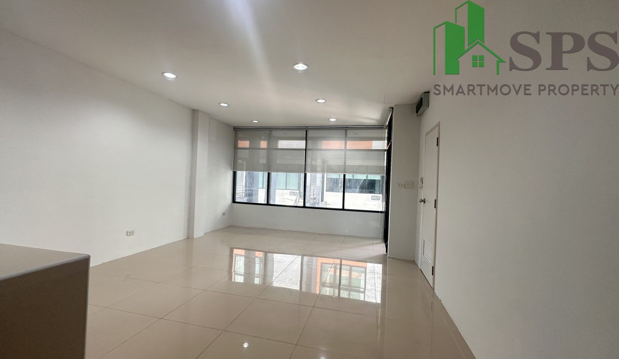 Home office for rent near BTS On Nut and BTS Bang Chak (SPSP534) (27)